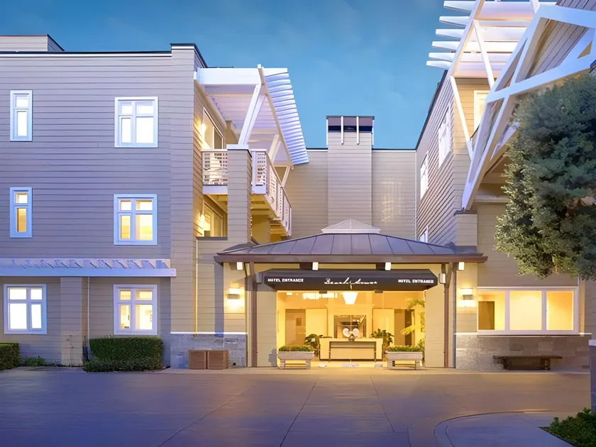 Beach House Hotel at Hermosa Beach - Image 1
