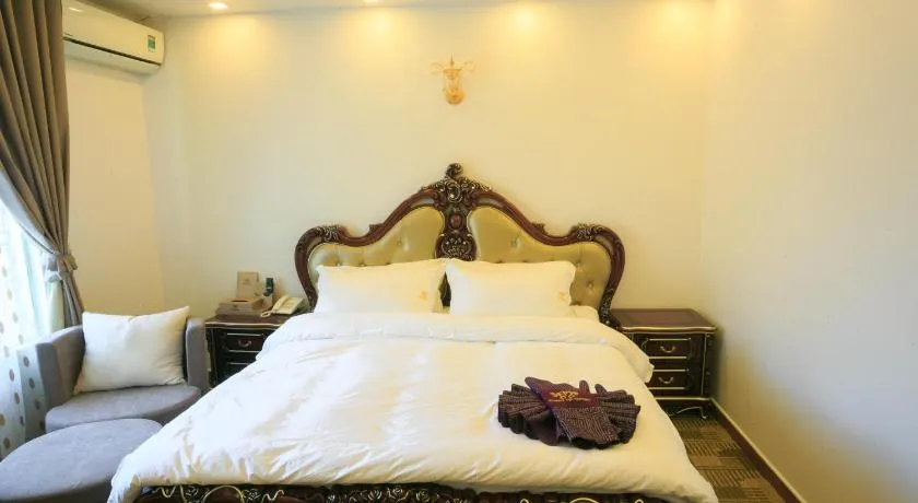 Pham Ha Hotel - Image 1
