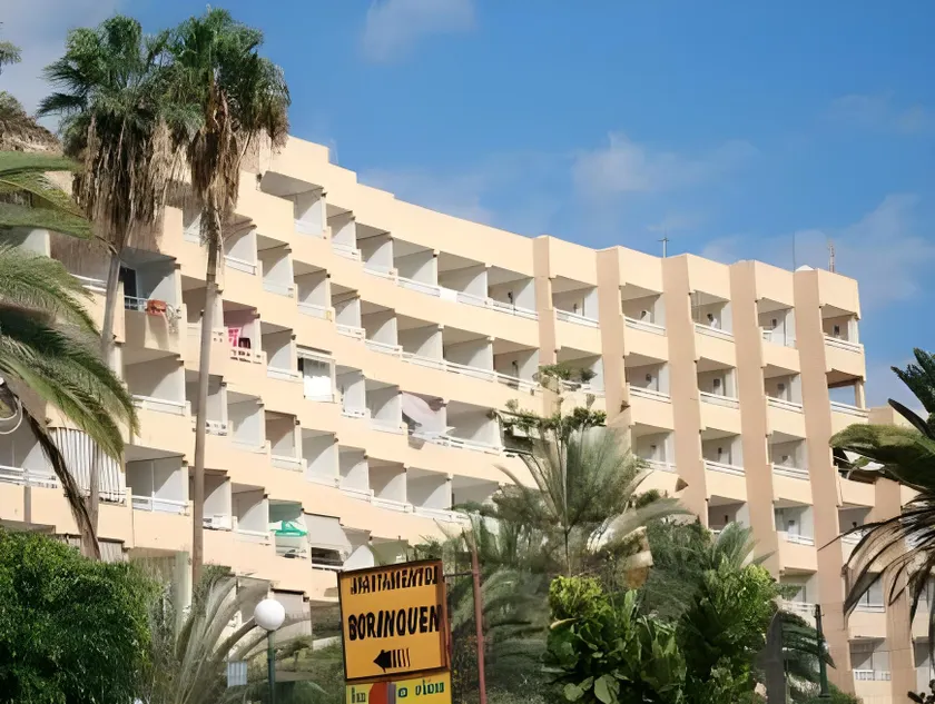 Apartamentos Borinquen - Image 1