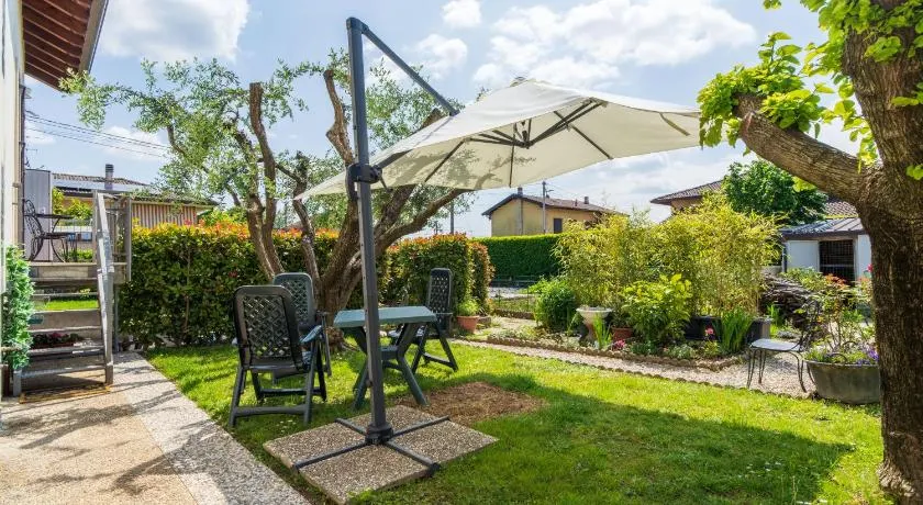 Le Rose - Image 1