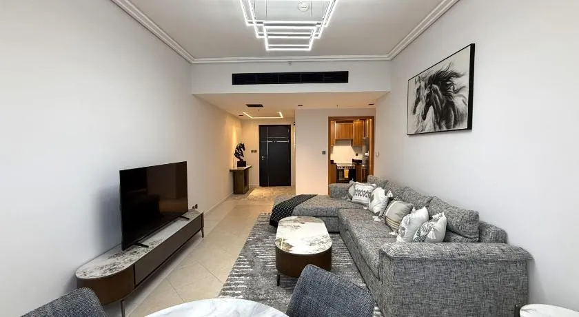 Trinity Holiday Homes - Sheikh Zayed Road Right Next to Financial Center Metro Station Exit 1 - Image 1