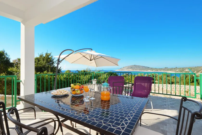 Holiday house Željko Drvenik Mali (Island Drvenik Mali), Riviera Trogir - Image 1