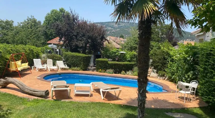 Casita de invitados cerca de Madrid - Image 1