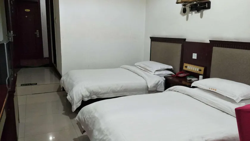 Yongxing Yongxiang Hotel - Image 1
