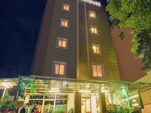Hotel Parkview inn Miyapur - Image 1