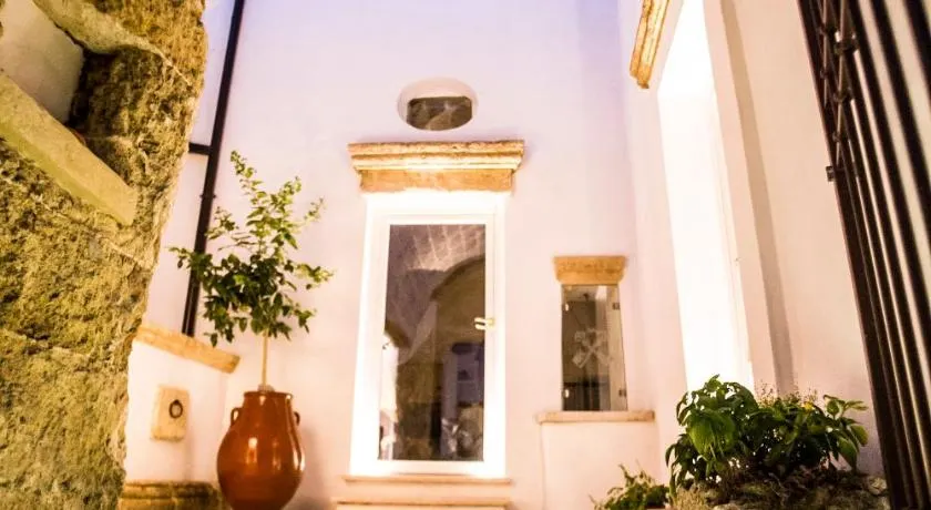 Corte di Bonifacio - Luxury Suites - Image 1