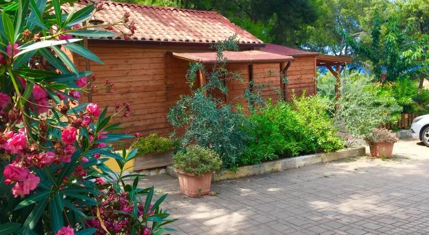 Chalet monolocale - Image 1