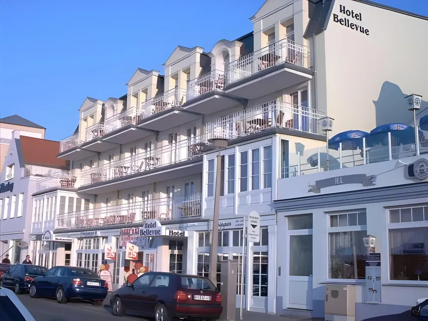 Hotel Bellevue Warnemünde - Image 1