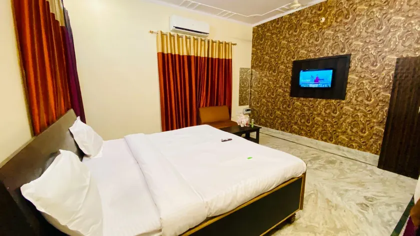 Prisha stay inn - Image 1
