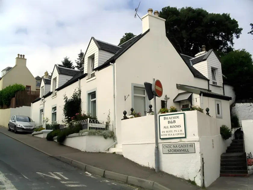 Braeside Guest Rooms - Image 1