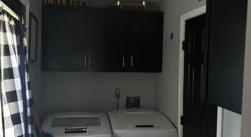 Alicia's Rentals - Image 1