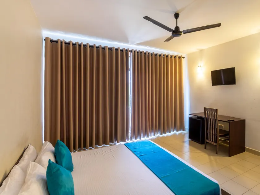 Yoho Lavinia Loft - Image 1