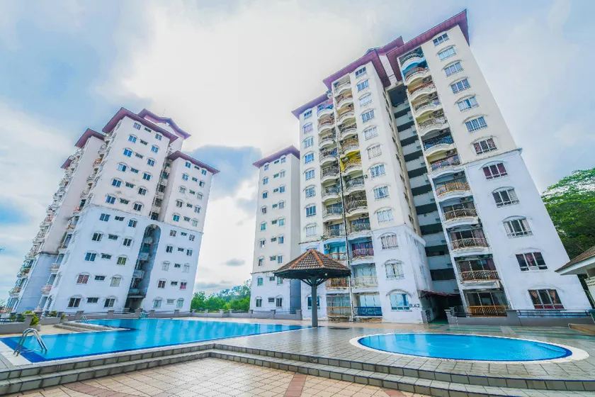 OYO Home 90466 JC Sunshine Bay Resort Apartment Port Dickson - Image 1