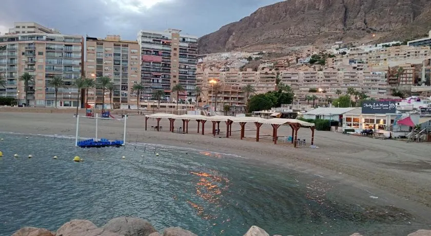 Apartamento sol playa deportes - Image 1