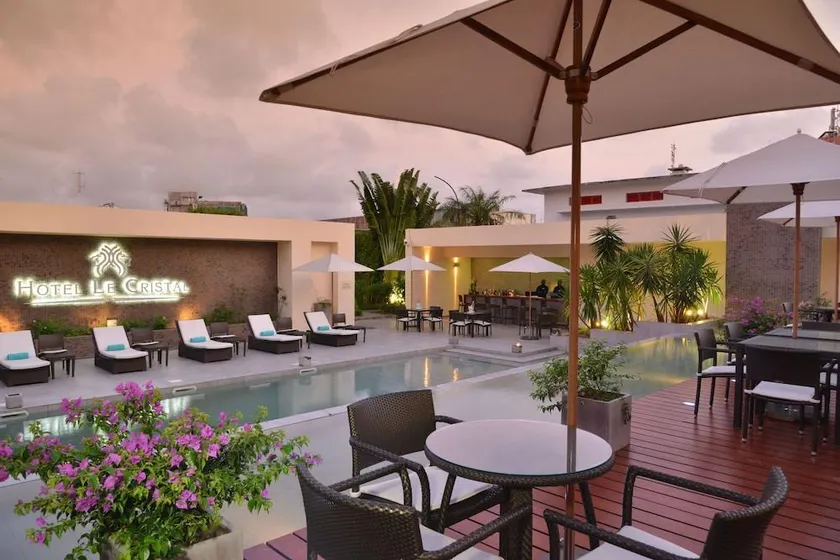 Hotel le Cristal - Image 1