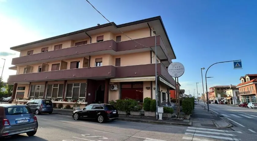 Hotel Colonna - Image 1