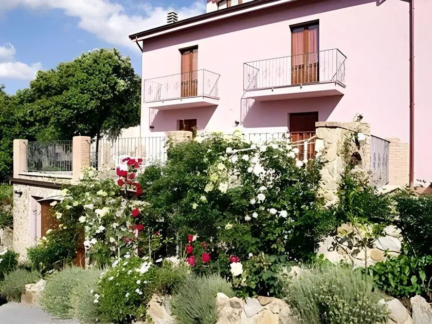 Appartamenti Residenza Locci - Image 1