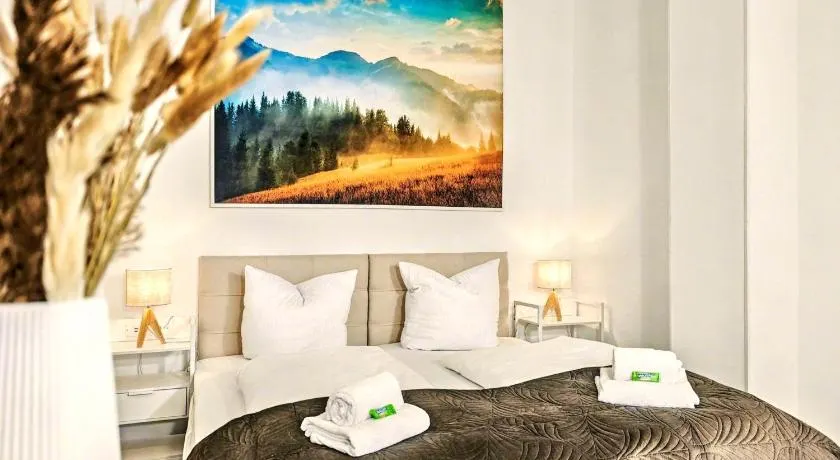 Scandi Loft für bis zu 12, Whirlpool, Sauna, Gaming, Nordstadt - Image 1