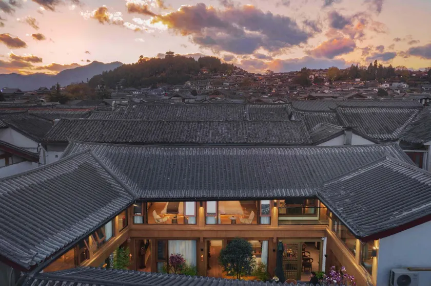 Suyintang Inn in Lijiang Old Town - Image 1