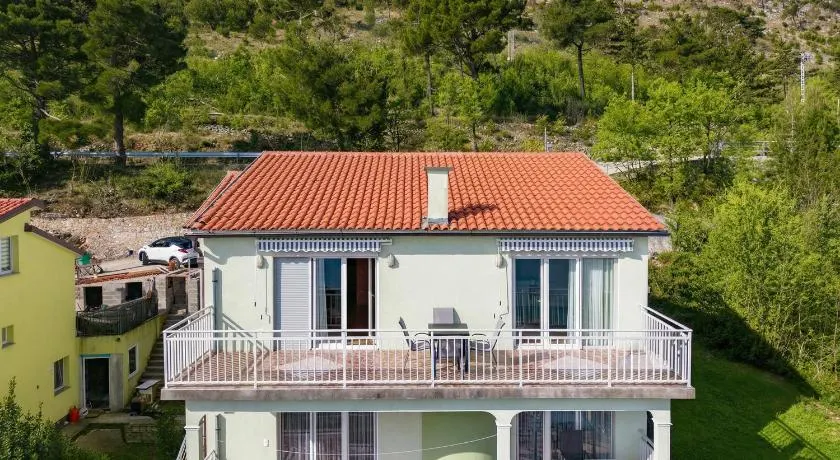 Sea View Apartments Magda - Image 1