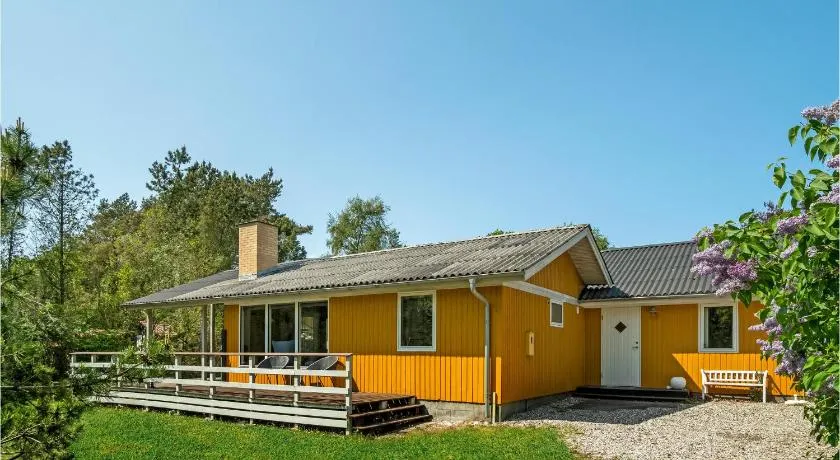 Nice Home In Ebeltoft With Sauna - Image 1