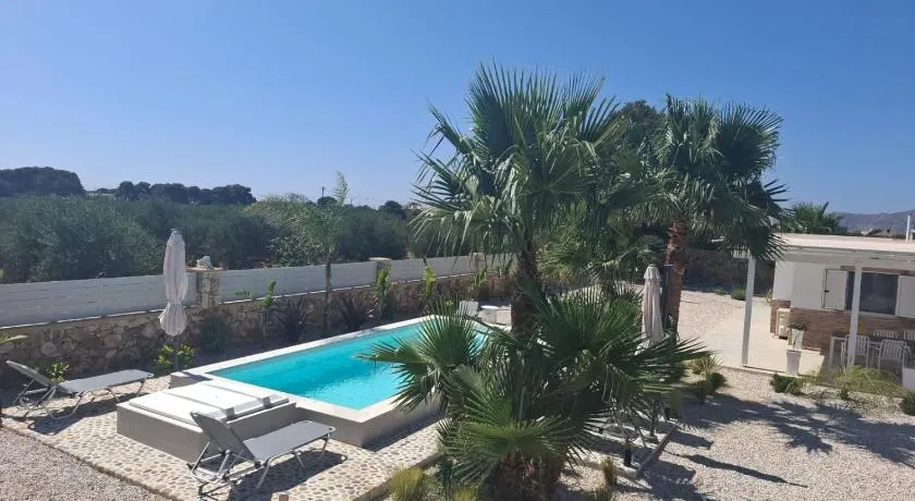 Villa Dadis - Image 1