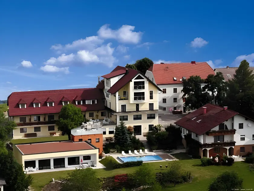 Hotel des Glücks - Landhotel Fischl - Image 1