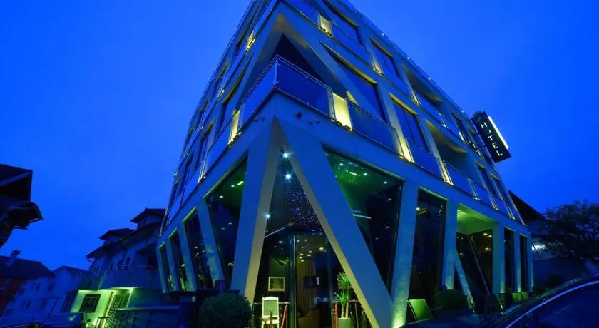 Hotel PALACE - Image 1