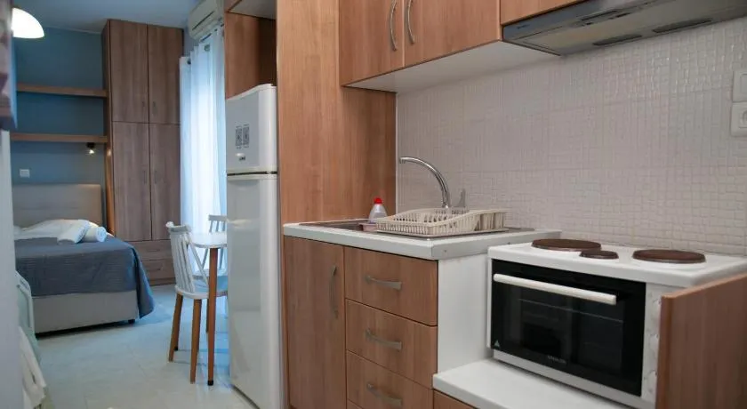 GLIPTIS Apartments - Image 1