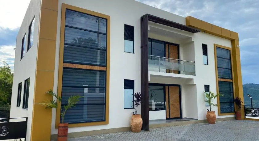 HOTEL ISIS CONFORT - Image 1