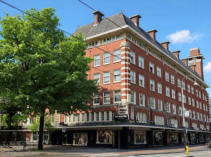 Amigo Budget Hotel - Image 1