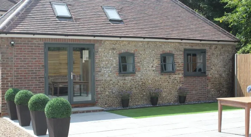 The Cottage at The Dene - Image 1