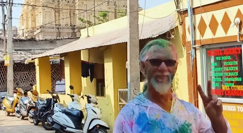 Mahesh Guest House - Image 1