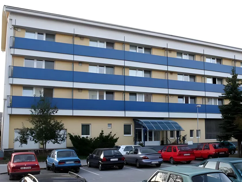 Hostel Turist - Image 1