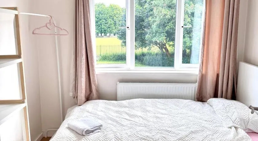 Landscape Haven Room - Image 1