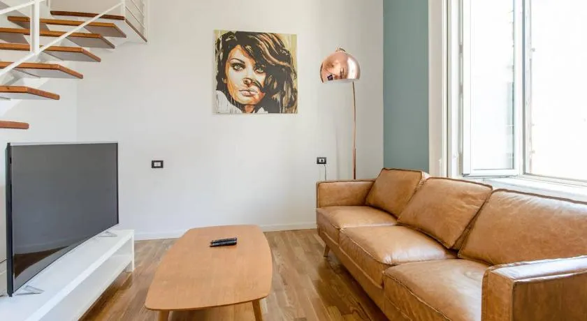 Stay in Naples Flats - Image 1