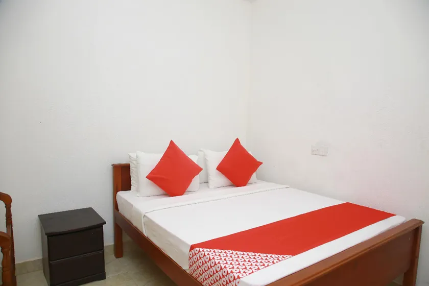 White House Holiday Resort - Image 1