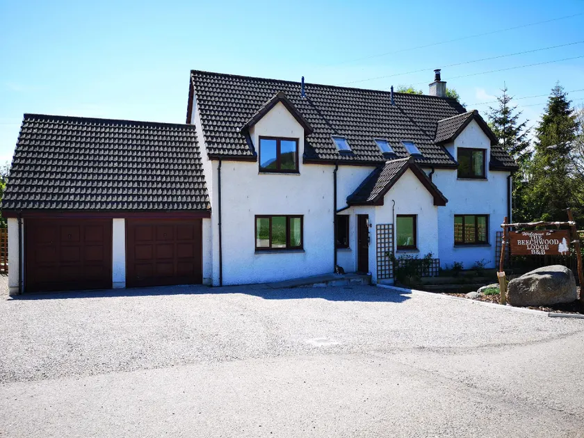 5-Bed Highland Lodge - NC500 - Sleeps 10 - Image 1