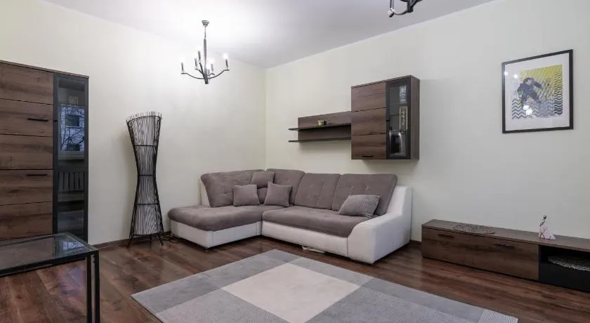 Klimczoka Comfy Apartment by BookingHost - Image 1