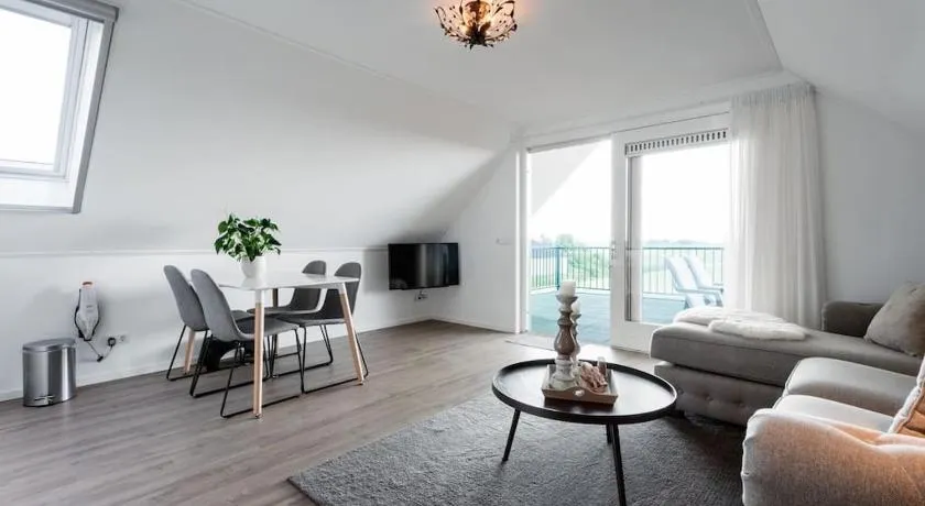 Chez Marly - Image 1