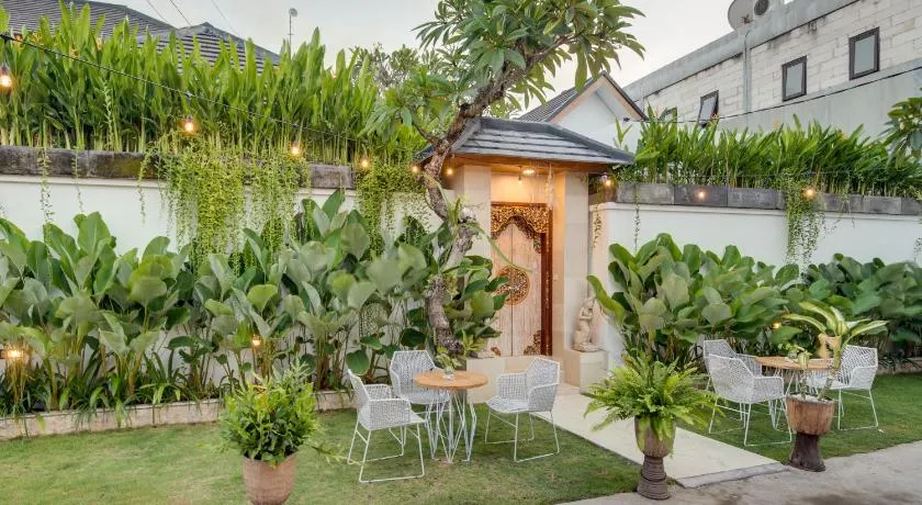 Puspa Ayu Villas & Apartments - Image 1