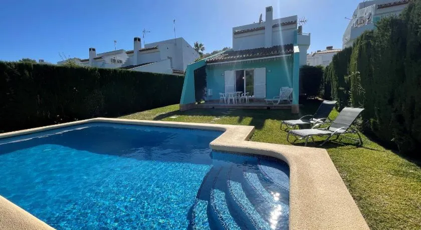 Villa Pinaret 4 - Image 1