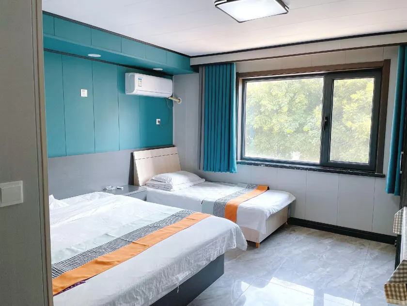 Yushe Hotel (Baoding Fine Arts Middle School Branch) - Image 1