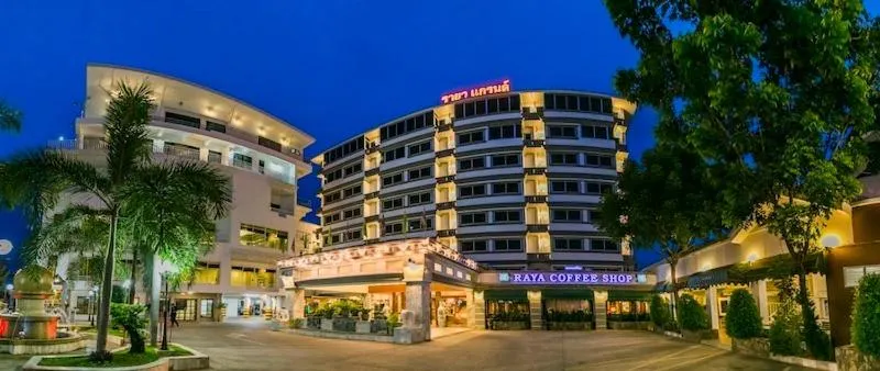 Raya Grand Hotel - Image 1