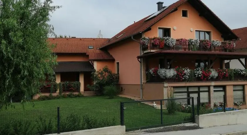 Apartment Pavlešić - Image 1