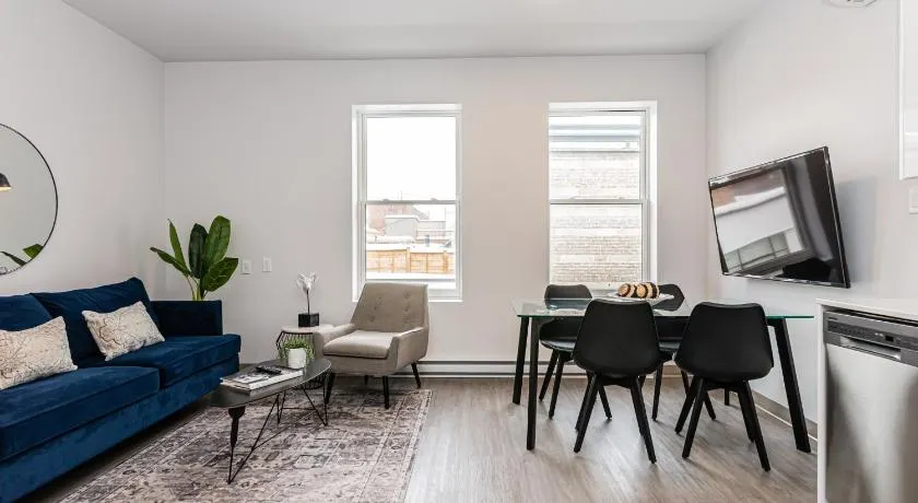 Modern and New Studio in the Heart of the City by Den Stays - Image 1