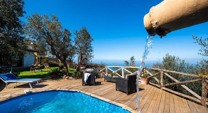 Villa mit Terrasse, Whirlpool und Pool | Panoramablick - Image 1