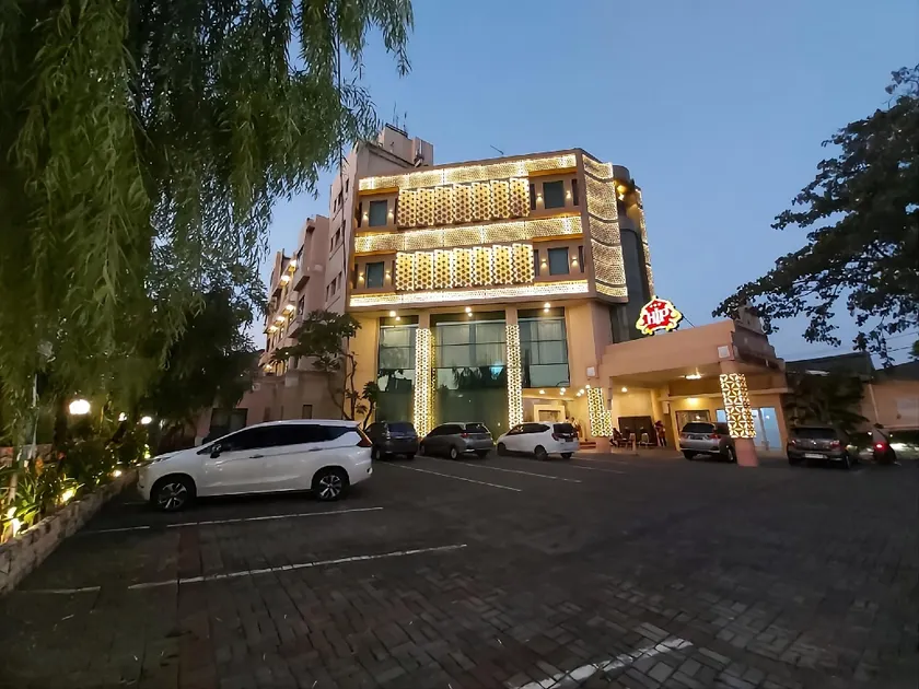 Hotel Indah Palace Solo - Image 1