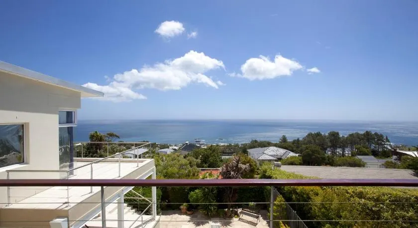 Entabeni Guest House - Image 1