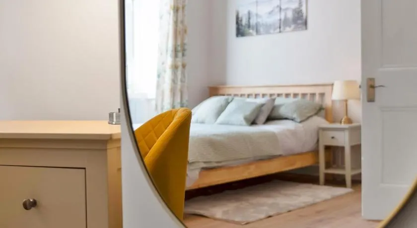 Lovely Haymarket Apartment - Central Edinburgh - Image 1